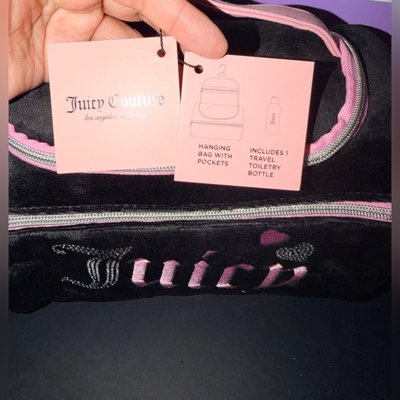 👑NWT Juicy Couture Black and Pink Women's Travel/Organizer Bag - Picture 3 of 4